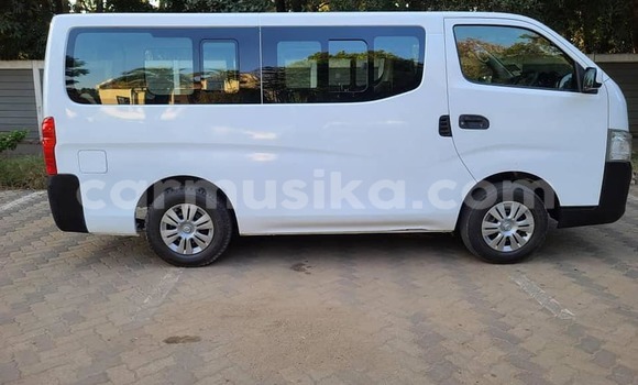 Buy Used Nissan Nv350 White Car in Bindura in Mashonaland Central Buy Used Nissan Nv350 White Car in Bindura in Mashonaland Central