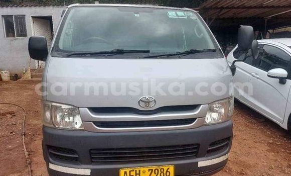 Tenga Tsaru Toyota bB Zvimwe Mota in Harare in Harare