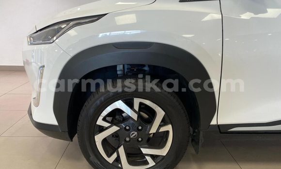 Tenga Tsaru Nissan Pulsar Chena Mota in Beitbridge in Matabeleland South Tenga Tsaru Nissan Pulsar Chena Mota in Beitbridge in Matabeleland South