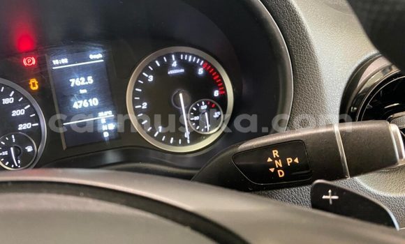 Acheter Occasion Voiture Mercedes-Benz C-Classe Blanc à Beitbridge, Matabeleland South Acheter Occasion Voiture Mercedes-Benz C-Classe Blanc à Beitbridge, Matabeleland South