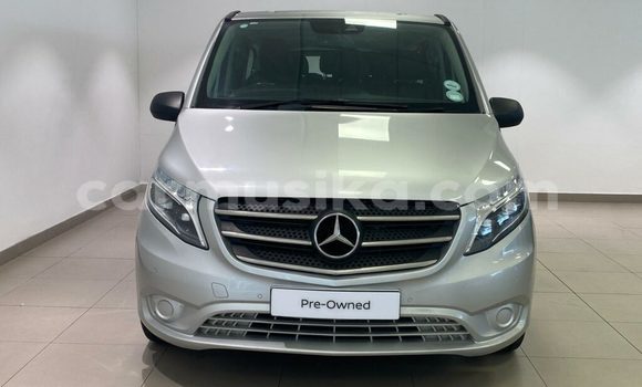 Tenga Tsaru Mercedes-Benz C-Classe Sirivha Mota in Beitbridge in Matabeleland South Tenga Tsaru Mercedes-Benz C-Classe Sirivha Mota in Beitbridge in Matabeleland South