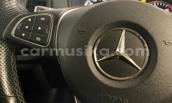 Tenga Tsaru Mercedes-Benz C-Classe Sirivha Mota in Beitbridge in Matabeleland South Tenga Tsaru Mercedes-Benz C-Classe Sirivha Mota in Beitbridge in Matabeleland South