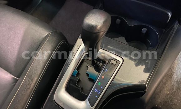 Acheter Occasion Voiture Toyota Fortuner Gris à Beitbridge, Matabeleland South Acheter Occasion Voiture Toyota Fortuner Gris à Beitbridge, Matabeleland South