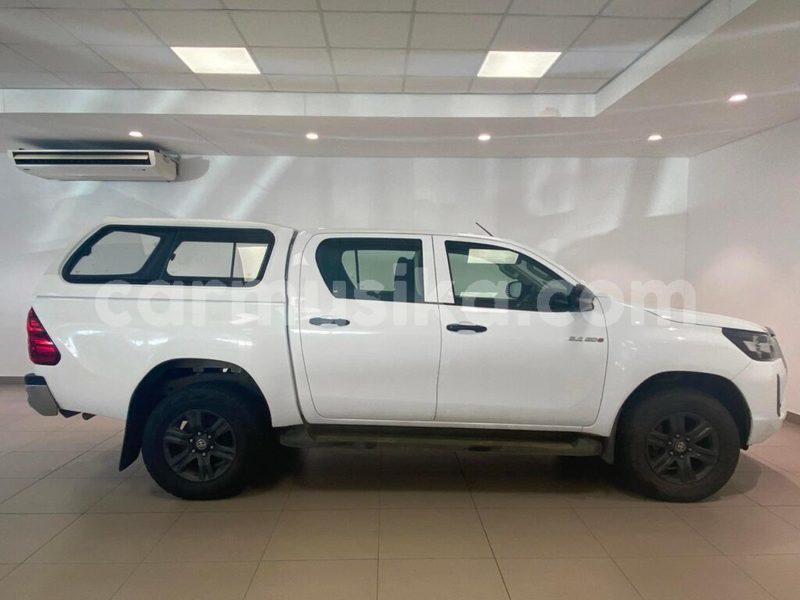 Big with watermark toyota hilux matabeleland south beitbridge 35798