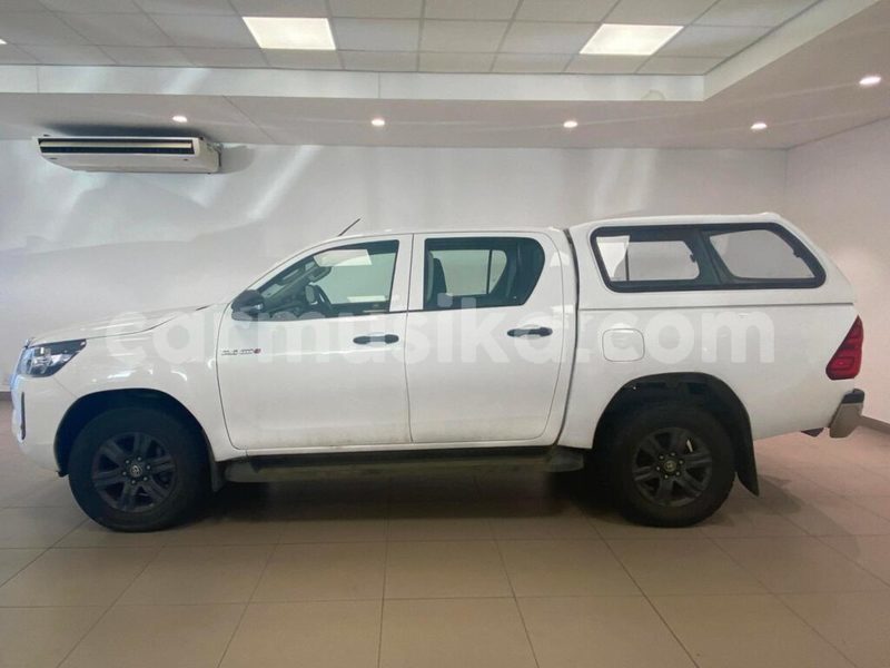 Big with watermark toyota hilux matabeleland south beitbridge 35798