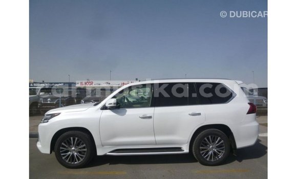 Acheter Import Voiture Lexus LX Blanc à Import - Dubai, Harare Acheter Import Voiture Lexus LX Blanc à Import - Dubai, Harare