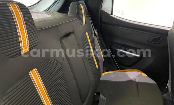 Tenga Tsaru Renault KWID Chena Mota in Beitbridge in Matabeleland South Tenga Tsaru Renault KWID Chena Mota in Beitbridge in Matabeleland South