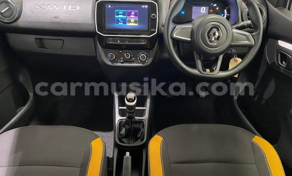 Tenga Tsaru Renault KWID Chena Mota in Beitbridge in Matabeleland South Tenga Tsaru Renault KWID Chena Mota in Beitbridge in Matabeleland South