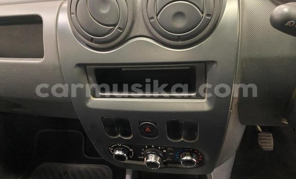 Tenga Tsaru Nissan Pickup Chena Mota in Bindura in Mashonaland yePakati Tenga Tsaru Nissan Pickup Chena Mota in Bindura in Mashonaland yePakati