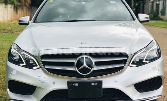 Acheter Occasion Voiture Mercedes-Benz E200 Autre à Harare, Harare