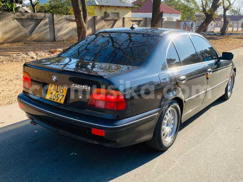 Big with watermark bmw 2000 c cs harare borrowdale 35820