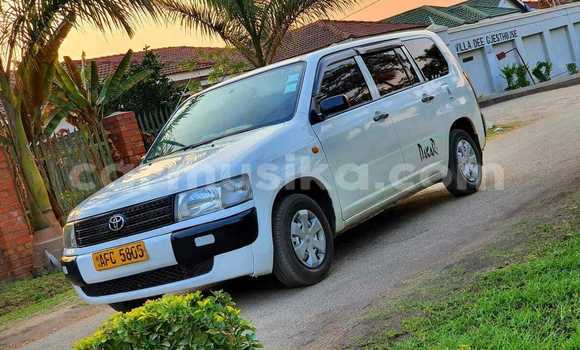 Acheter Occasion Voiture Toyota Probox Blanc à Borrowdale, Harare Acheter Occasion Voiture Toyota Probox Blanc à Borrowdale, Harare