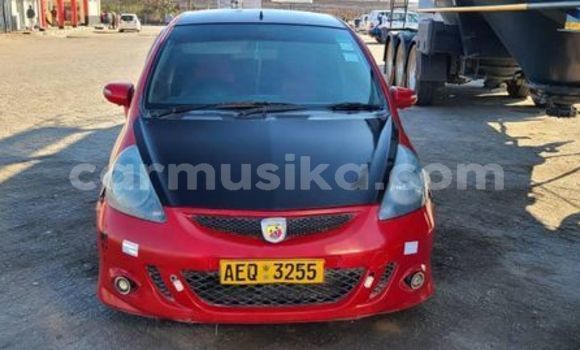 Acheter Occasion Voiture Honda Fit Rouge à Borrowdale, Harare Acheter Occasion Voiture Honda Fit Rouge à Borrowdale, Harare