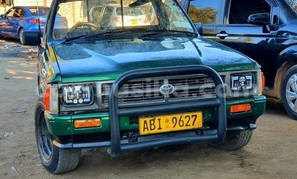Tenga Tsaru Toyota Hilux Zvimwe Mota in Beitbridge in Matabeleland South