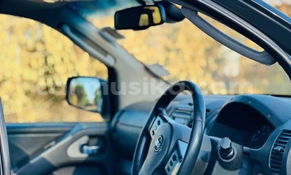 Tenga Tsaru Nissan Navara Nhema Mota in Bindura in Mashonaland yePakati Tenga Tsaru Nissan Navara Nhema Mota in Bindura in Mashonaland yePakati