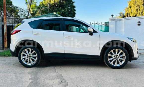 Nunua Ilio tumika Mazda CX-5 Nyeupe Gari ndani ya Bulawayo nchini Bulawayo