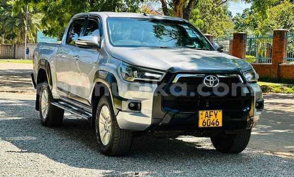 Tenga Tsaru Toyota Hilux Zvimwe Mota in Bindura in Mashonaland yePakati Tenga Tsaru Toyota Hilux Zvimwe Mota in Bindura in Mashonaland yePakati