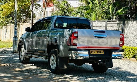 Tenga Tsaru Toyota Hilux Zvimwe Mota in Bindura in Mashonaland yePakati Tenga Tsaru Toyota Hilux Zvimwe Mota in Bindura in Mashonaland yePakati