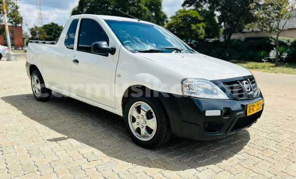 Tenga Tsaru Nissan NP 300 Chena Mota in Bindura in Mashonaland yePakati Tenga Tsaru Nissan NP 300 Chena Mota in Bindura in Mashonaland yePakati