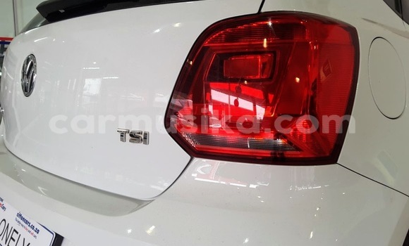 Tenga Tsaru Volkswagen Polo Chena Mota in Beitbridge in Matabeleland South Tenga Tsaru Volkswagen Polo Chena Mota in Beitbridge in Matabeleland South