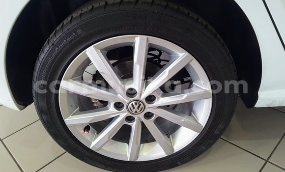 Tenga Tsaru Volkswagen Polo Chena Mota in Beitbridge in Matabeleland South Tenga Tsaru Volkswagen Polo Chena Mota in Beitbridge in Matabeleland South