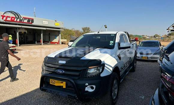 Nunua Ilio tumika Ford Ranger Nyeupe Gari ndani ya Belvedere nchini Harare Nunua Ilio tumika Ford Ranger Nyeupe Gari ndani ya Belvedere nchini Harare