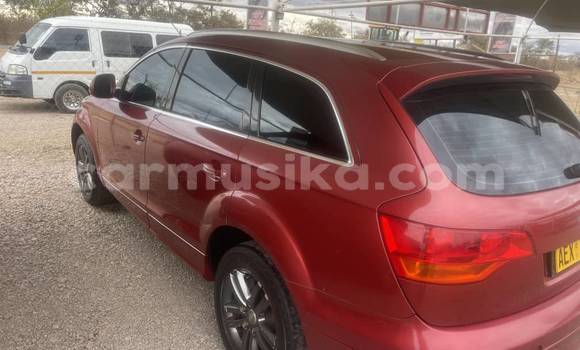 Nunua Ilio tumika Audi Q7 Nyekundu Gari ndani ya Belvedere nchini Harare Nunua Ilio tumika Audi Q7 Nyekundu Gari ndani ya Belvedere nchini Harare