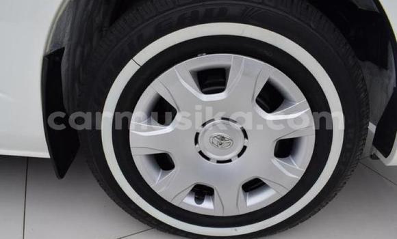 Acheter Occasion Voiture Toyota 2000GT Blanc à Beitbridge, Matabeleland South Acheter Occasion Voiture Toyota 2000GT Blanc à Beitbridge, Matabeleland South