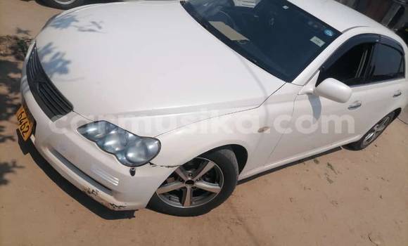 Buy Used Toyota Mark X White Car in Belvedere in Harare