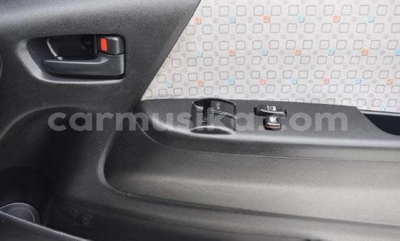 Acheter Occasion Voiture Toyota 2000GT Blanc à Beitbridge, Matabeleland South Acheter Occasion Voiture Toyota 2000GT Blanc à Beitbridge, Matabeleland South