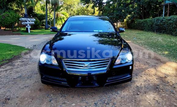 Acheter Occasion Voiture Toyota Mark X Noir à Belvédère, Harare