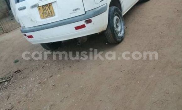 Nunua Ilio tumika Toyota Raum Nyeupe Gari ndani ya Bindura nchini Mashonaland Central Nunua Ilio tumika Toyota Raum Nyeupe Gari ndani ya Bindura nchini Mashonaland Central