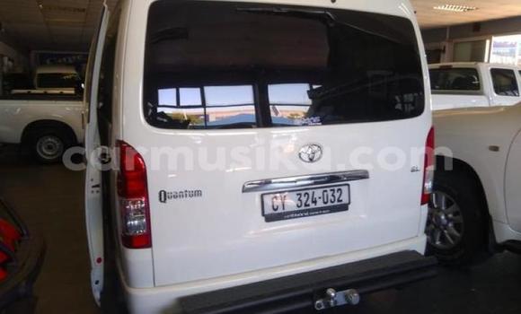 Tenga Tsaru Toyota 2000GT Chena Mota in Bulawayo in Bulawayo Tenga Tsaru Toyota 2000GT Chena Mota in Bulawayo in Bulawayo