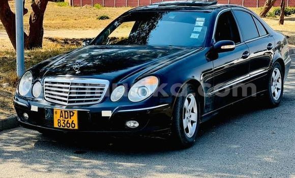 Acheter Occasion Voiture Mercedes-Benz E200 Autre à Harare, Harare Acheter Occasion Voiture Mercedes-Benz E200 Autre à Harare, Harare