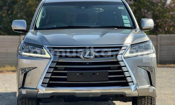 Tenga Tsaru Lexus LX 450 Zvimwe Mota in Harare in Harare