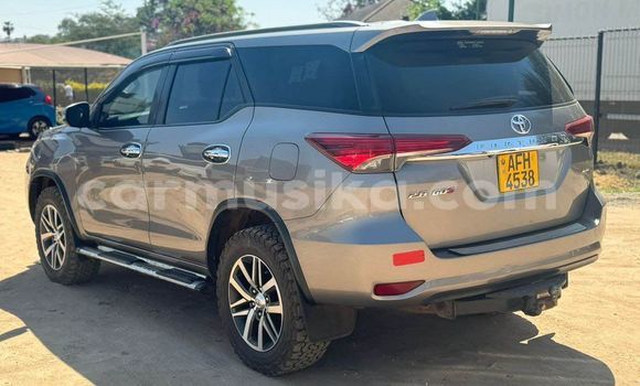 Acheter Occasion Voiture Toyota Fortuner Autre à Harare, Harare