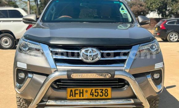 Tenga Tsaru Toyota Fortuner Zvimwe Mota in Harare in Harare Tenga Tsaru Toyota Fortuner Zvimwe Mota in Harare in Harare