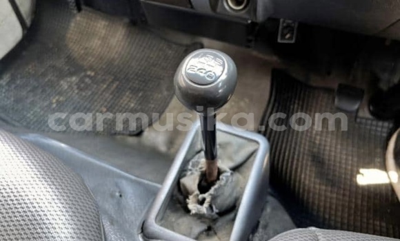 Acheter Occasion Voiture Toyota Hiace Blanc à Beitbridge, Matabeleland South Acheter Occasion Voiture Toyota Hiace Blanc à Beitbridge, Matabeleland South