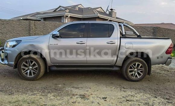 Nunua Ilio tumika Toyota Hilux Nyingine Gari ndani ya Harare nchini Harare Nunua Ilio tumika Toyota Hilux Nyingine Gari ndani ya Harare nchini Harare