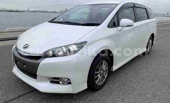 Nunua Ilio tumika Toyota Wish Nyeupe Gari ndani ya Beitbridge nchini Matabeleland Kusini