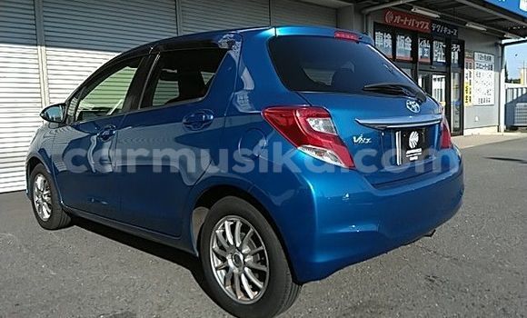 Nunua Ilio tumika Toyota Vitz Bluu Gari ndani ya Beitbridge nchini Matabeleland Kusini Nunua Ilio tumika Toyota Vitz Bluu Gari ndani ya Beitbridge nchini Matabeleland Kusini