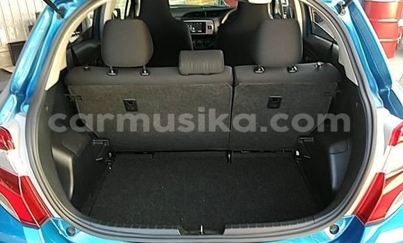 Nunua Ilio tumika Toyota Vitz Bluu Gari ndani ya Beitbridge nchini Matabeleland Kusini Nunua Ilio tumika Toyota Vitz Bluu Gari ndani ya Beitbridge nchini Matabeleland Kusini