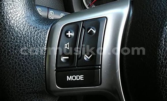 Nunua Ilio tumika Toyota Vitz Bluu Gari ndani ya Beitbridge nchini Matabeleland Kusini Nunua Ilio tumika Toyota Vitz Bluu Gari ndani ya Beitbridge nchini Matabeleland Kusini