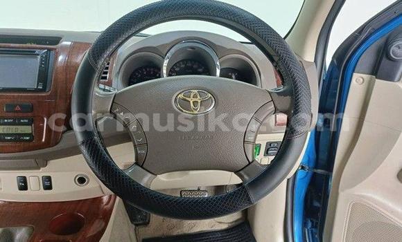 Nunua Ilio tumika Toyota Fortuner Bluu Gari ndani ya Beitbridge nchini Matabeleland Kusini Nunua Ilio tumika Toyota Fortuner Bluu Gari ndani ya Beitbridge nchini Matabeleland Kusini