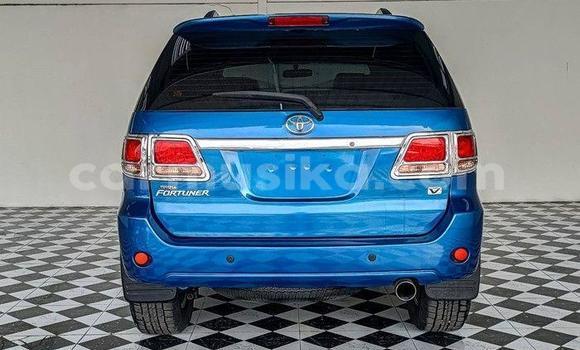 Nunua Ilio tumika Toyota Fortuner Bluu Gari ndani ya Beitbridge nchini Matabeleland Kusini Nunua Ilio tumika Toyota Fortuner Bluu Gari ndani ya Beitbridge nchini Matabeleland Kusini