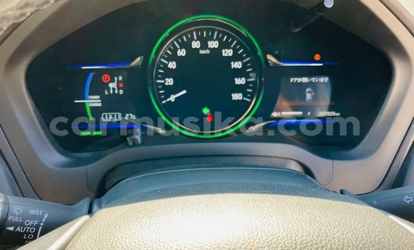 Acheter Occasion Voiture Honda Vezel Blanc à Beitbridge, Matabeleland South Acheter Occasion Voiture Honda Vezel Blanc à Beitbridge, Matabeleland South