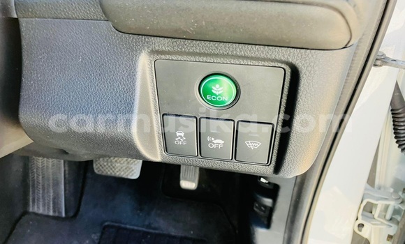 Acheter Occasion Voiture Honda Vezel Blanc à Beitbridge, Matabeleland South Acheter Occasion Voiture Honda Vezel Blanc à Beitbridge, Matabeleland South