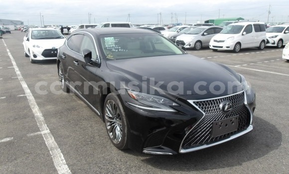 Buy Used Lexus LS Black Car in Beitbridge in Matabeleland South