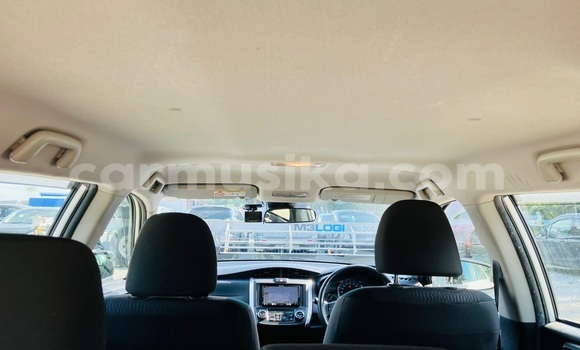 Acheter Occasion Voiture Toyota Corolla Blanc à Beitbridge, Matabeleland South Acheter Occasion Voiture Toyota Corolla Blanc à Beitbridge, Matabeleland South