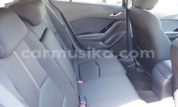 Buy Used Mazda Axela Blue Car in Beitbridge in Matabeleland South Buy Used Mazda Axela Blue Car in Beitbridge in Matabeleland South